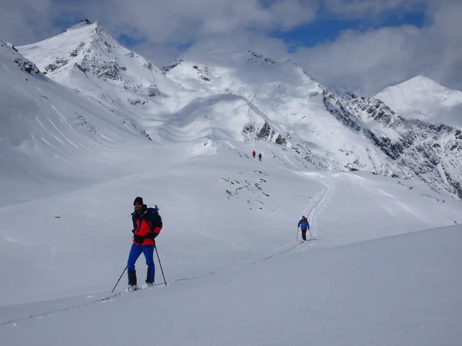 Intensivkurs Skitouren + Tiefschneefahren von Bergspur