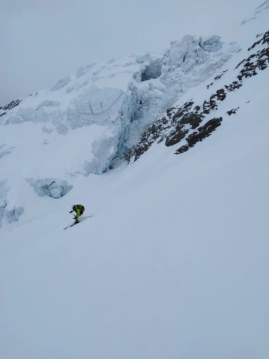 Skidurchquerung Ortler bei Bergspur