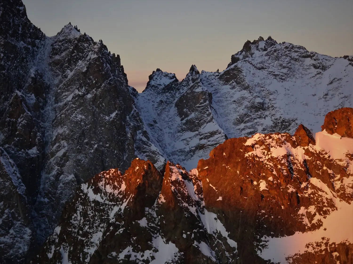 Skihochtour Écrins Überquerung bei Bergspur