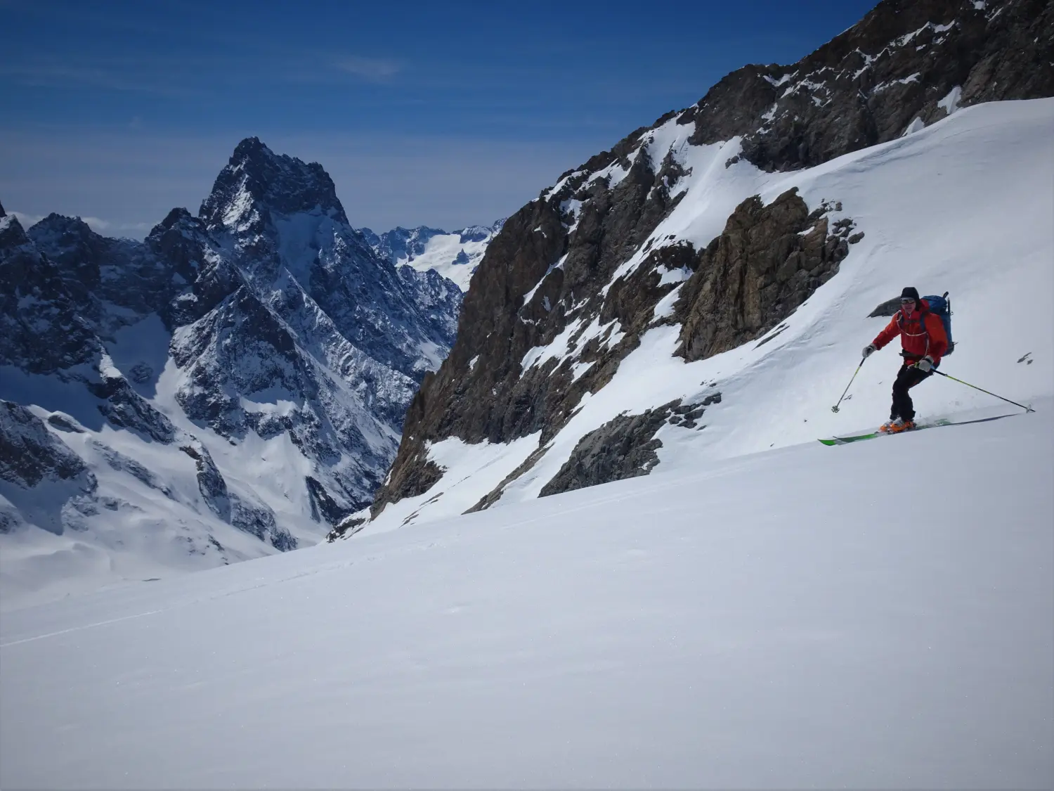 Skihochtour Écrins Überquerung bei Bergspur